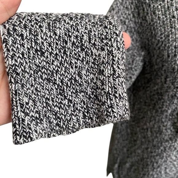 LOFT Black White Salt Pepper Knit Cotton Sweater Button Shoulder Size Small - Picture 5 of 13